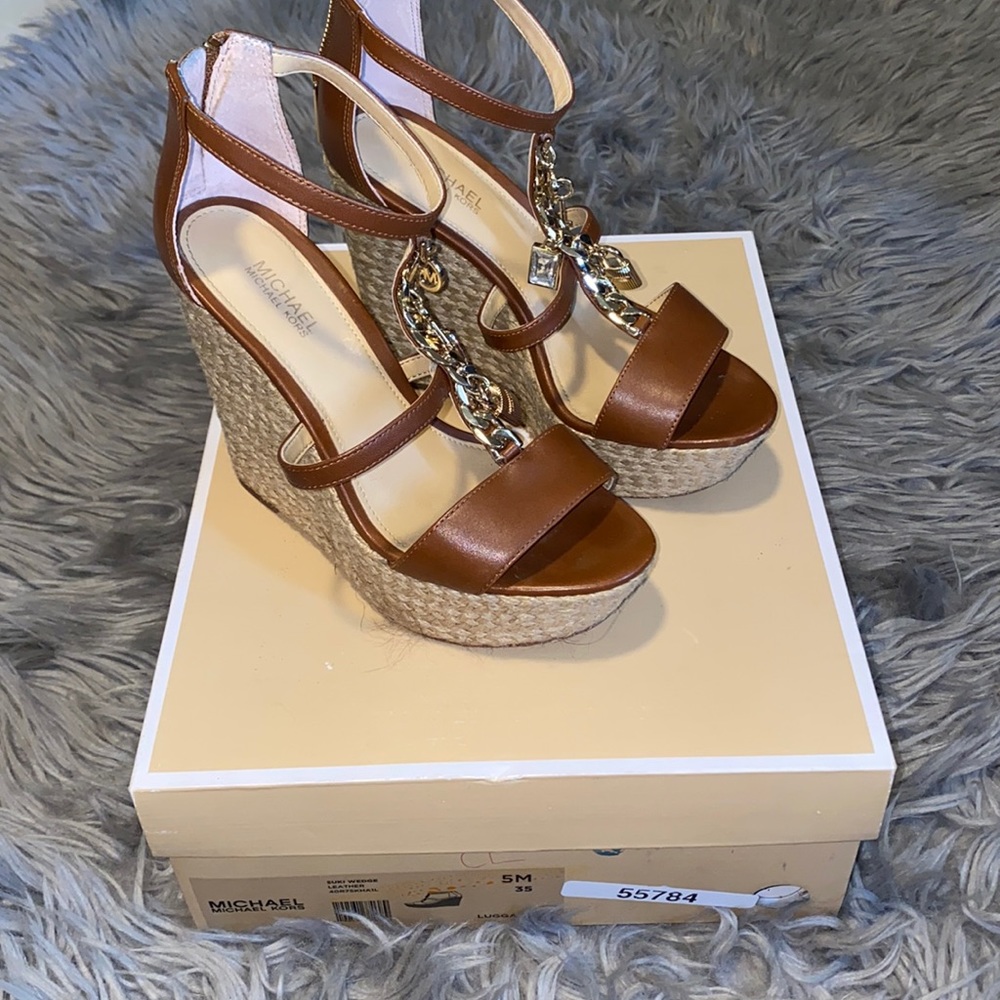 Michael Kors size 5 wedges